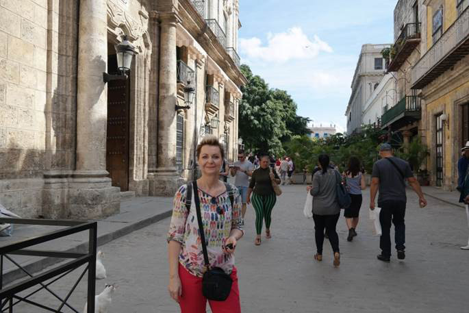 Ein lebendiges "Freilichtmuseum": Krankenschwester Liane Schulze auf den Straßen Havannas